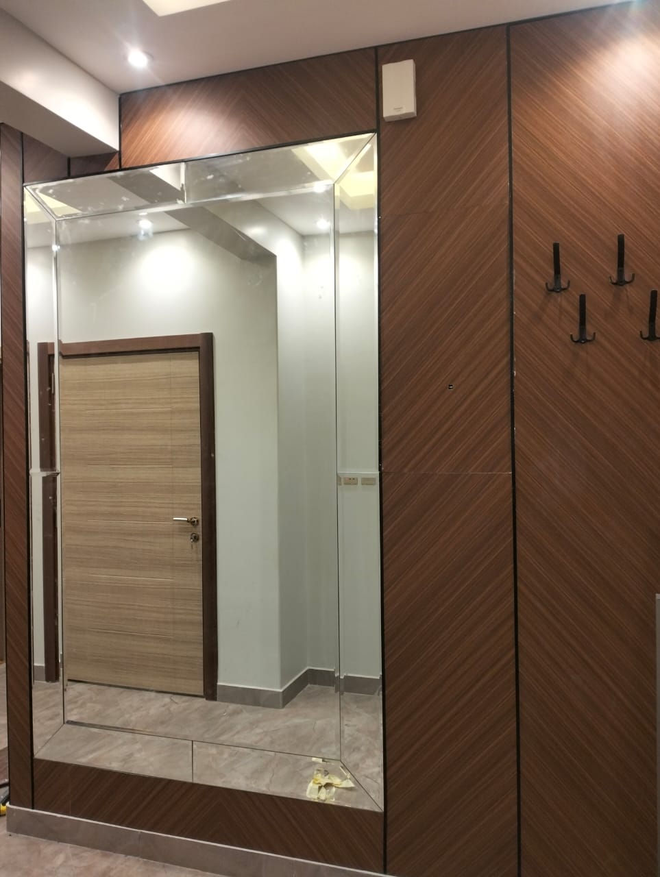 صورة ديكور إضاءة جبسية